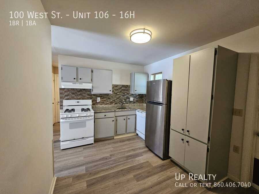 Apartment for rent at 100 W St, Vernon Rockville, CT 06066