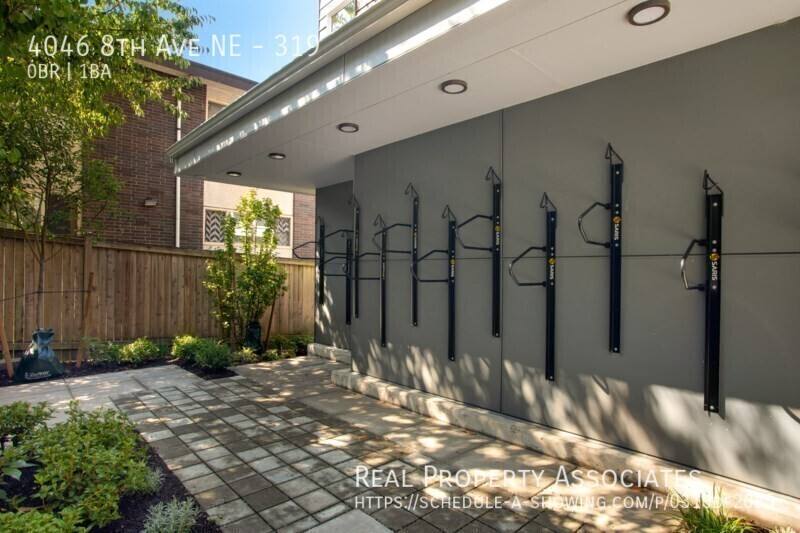 Apartment for rent at 4046 8th Ave NE, Seattle, WA 98105
