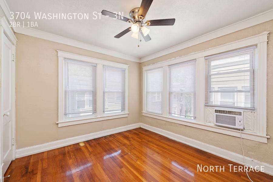 Apartment for rent at 3704 Washington St, Kansas City, MO 64111