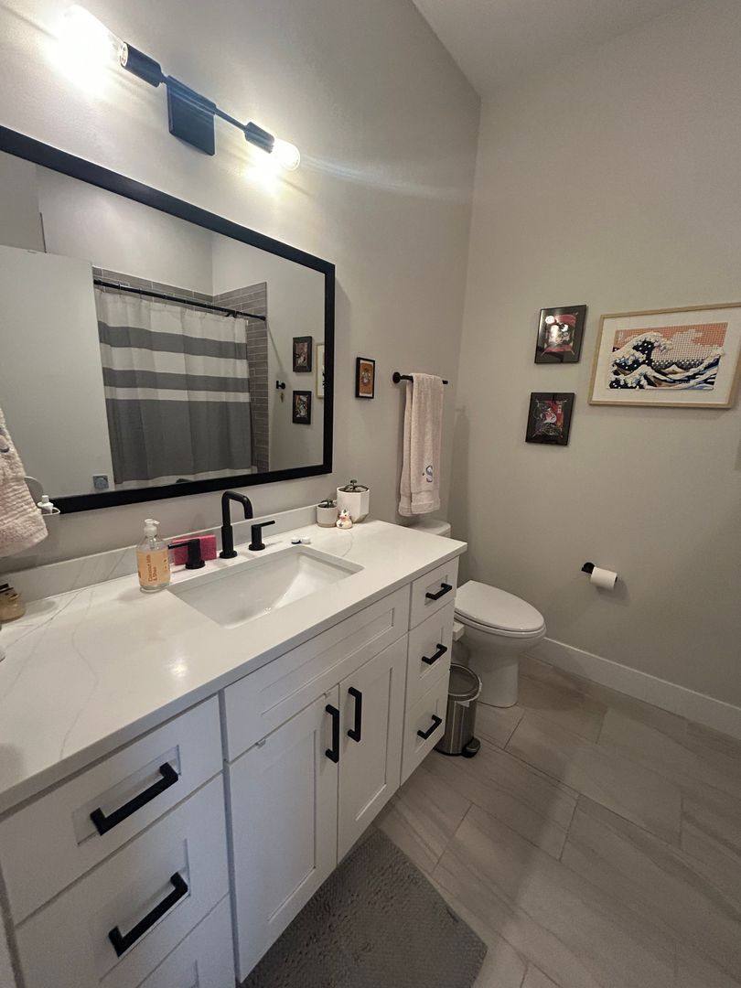 Apartment for rent at 1214 W Carmen Ave #203, Chicago, IL 60640