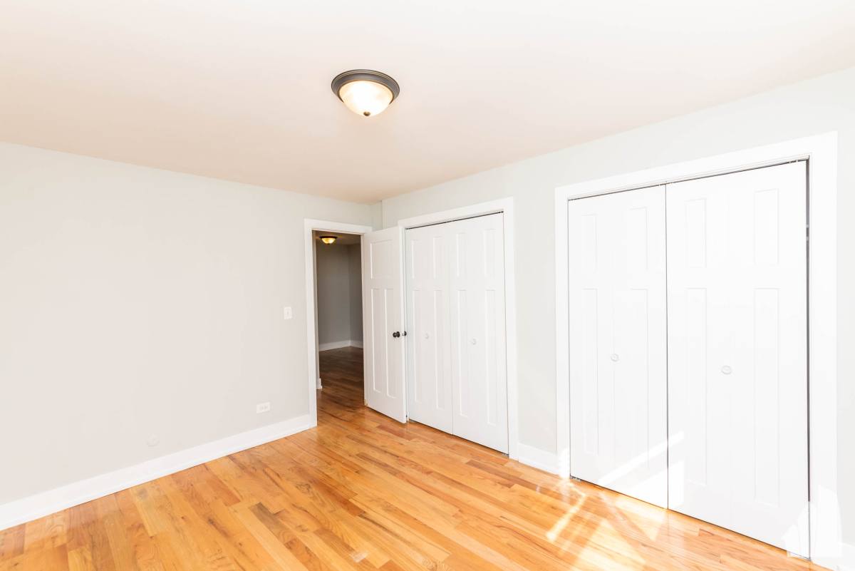 Apartment for rent at 445 W Barry Ave #431, Chicago, IL 60657