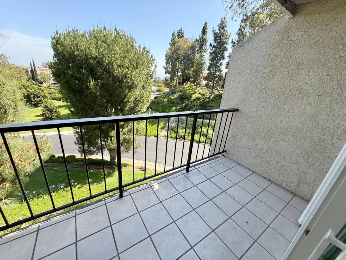 Apartment for rent at 3486 Bahia Blanca W, Laguna Woods, CA 92637