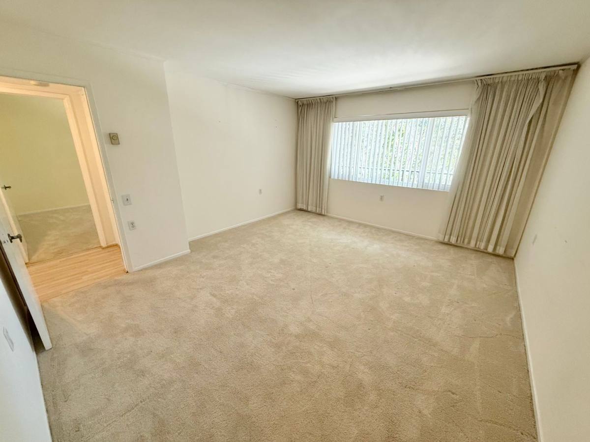 Apartment for rent at 3486 Bahia Blanca W, Laguna Woods, CA 92637