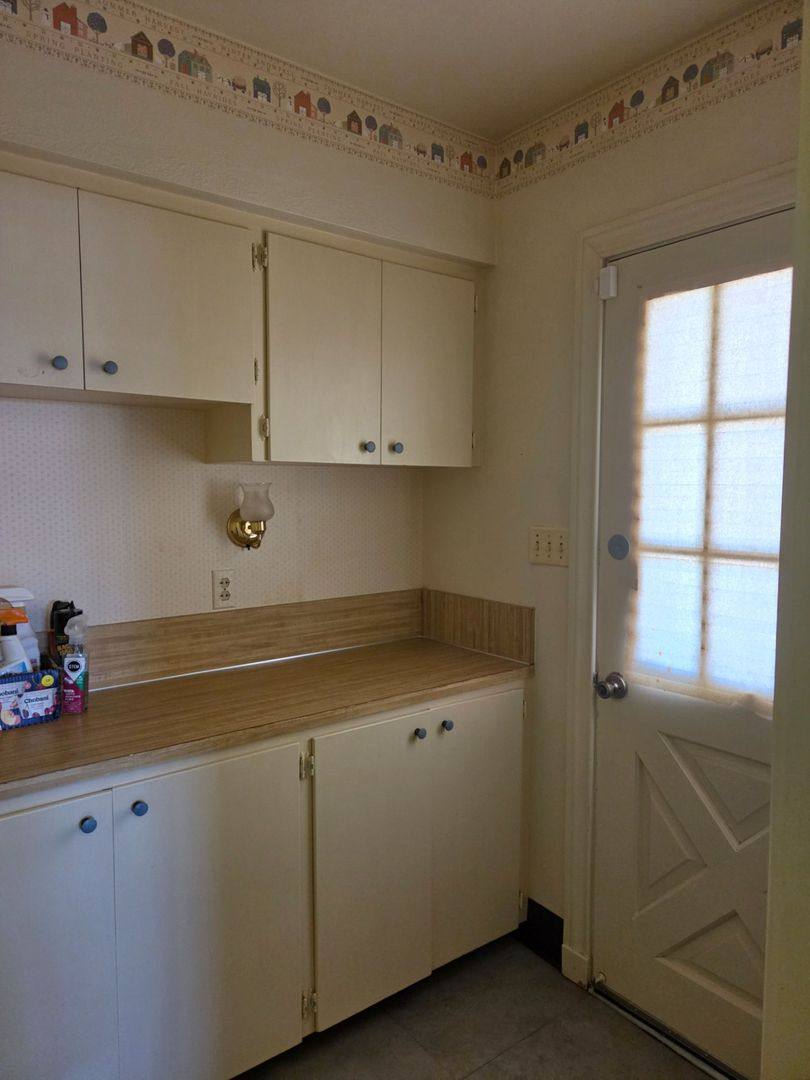 House for rent at 1107 S Yates St, Artesia, NM 88210