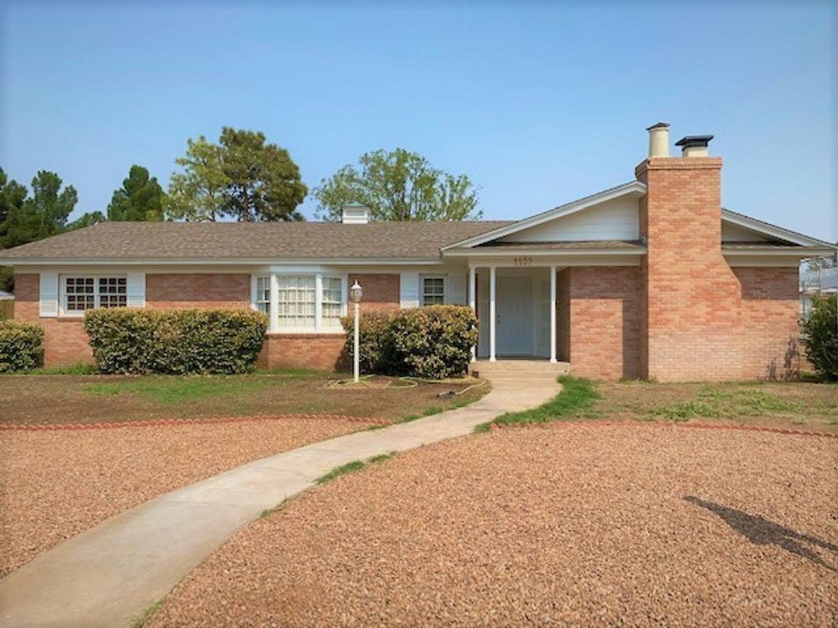 House for rent at 1107 S Yates St, Artesia, NM 88210