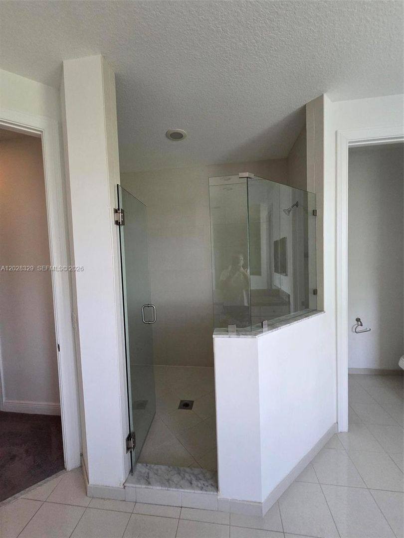 House for rent at 8671 Lakeside Bend, Pompano Beach, FL 33076