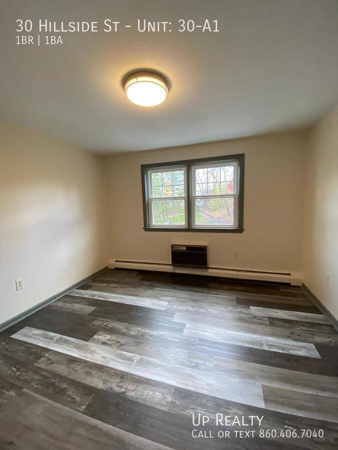 Apartment for rent at 30 Hillside St, East Hartford, CT 06108