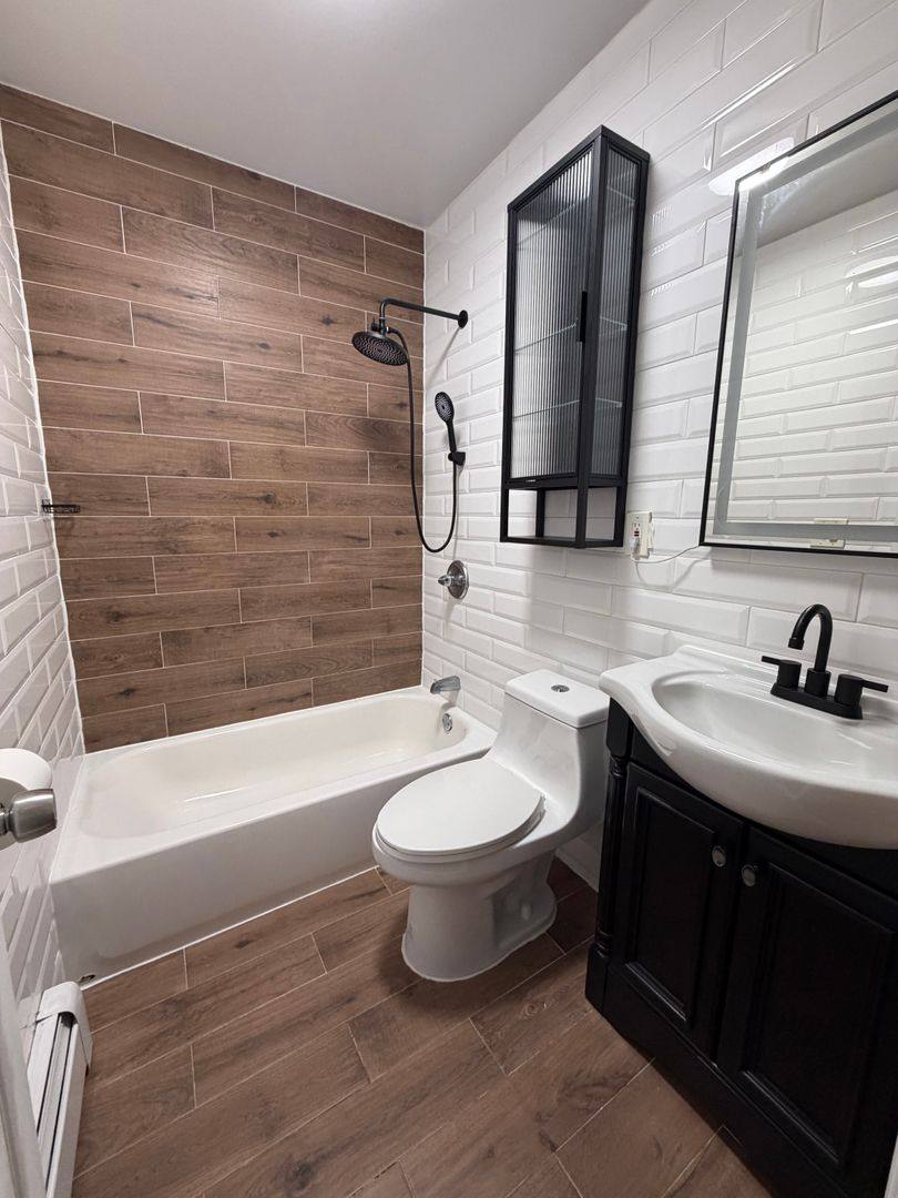 Apartment for rent at 40 Eldert Lane, Brooklyn, NY 11208