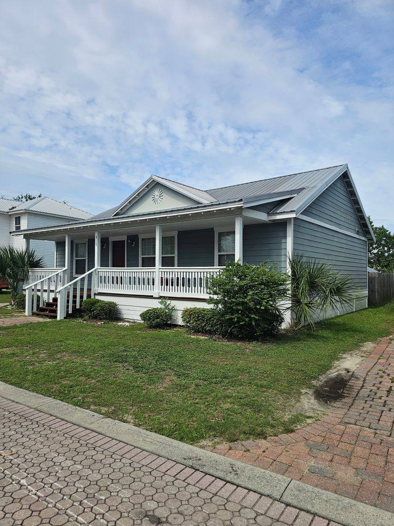 House for rent at 315 Gabrielle Lane, Panama City, FL 32404