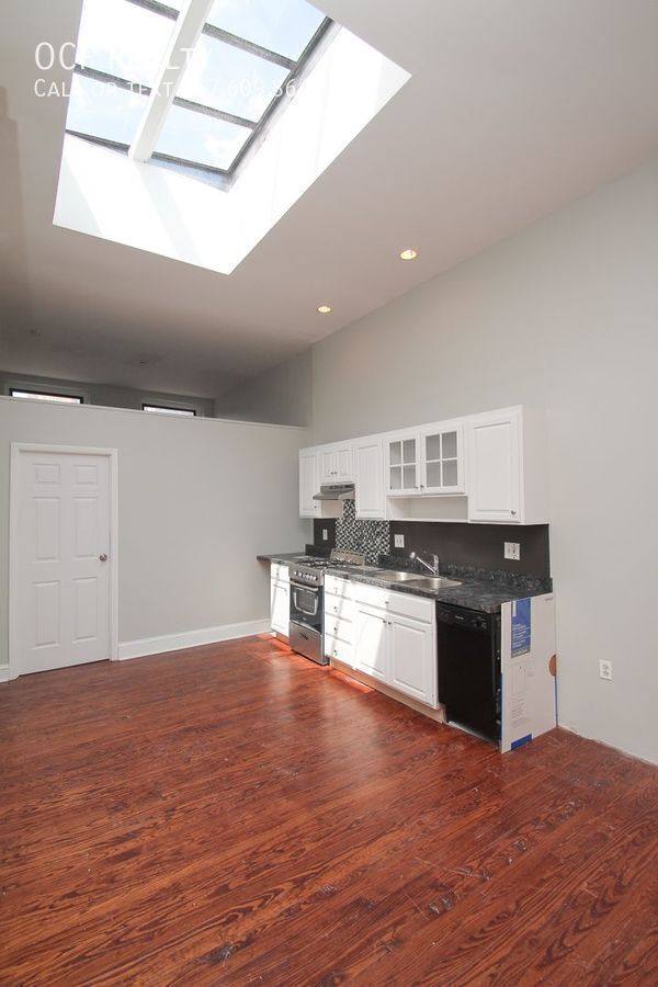 Apartment for rent at 1527 S St #2R, Philadelphia, PA 19146