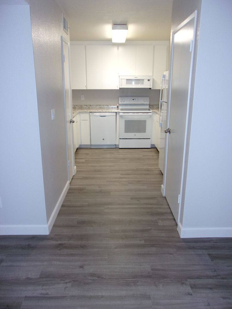 Apartment for rent at 7134 Gloria Dr, Sacramento, CA 95831
