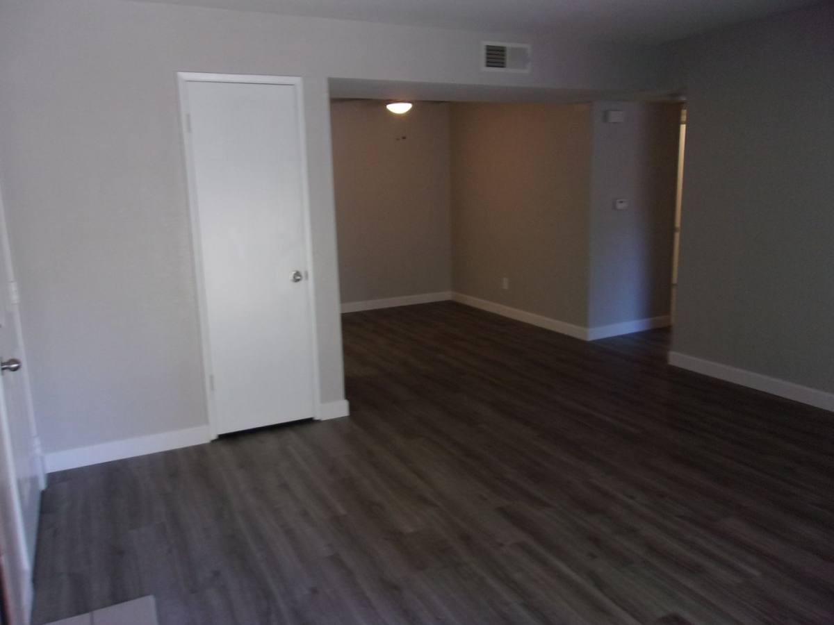 Apartment for rent at 7134 Gloria Dr, Sacramento, CA 95831