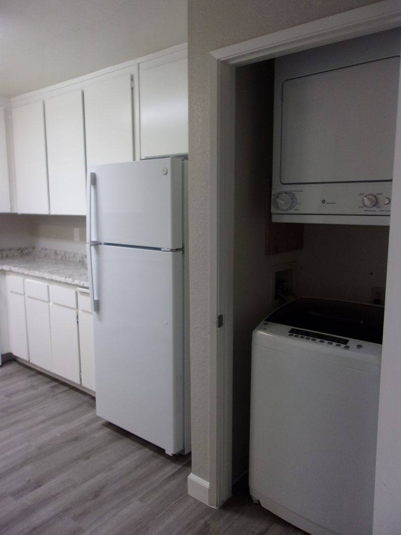 Apartment for rent at 7134 Gloria Dr, Sacramento, CA 95831