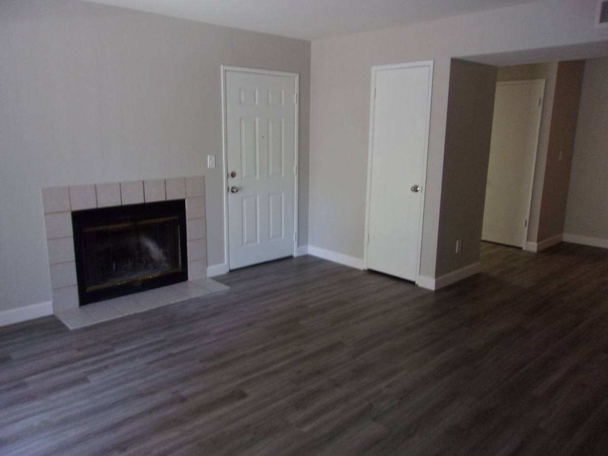 Apartment for rent at 7134 Gloria Dr, Sacramento, CA 95831