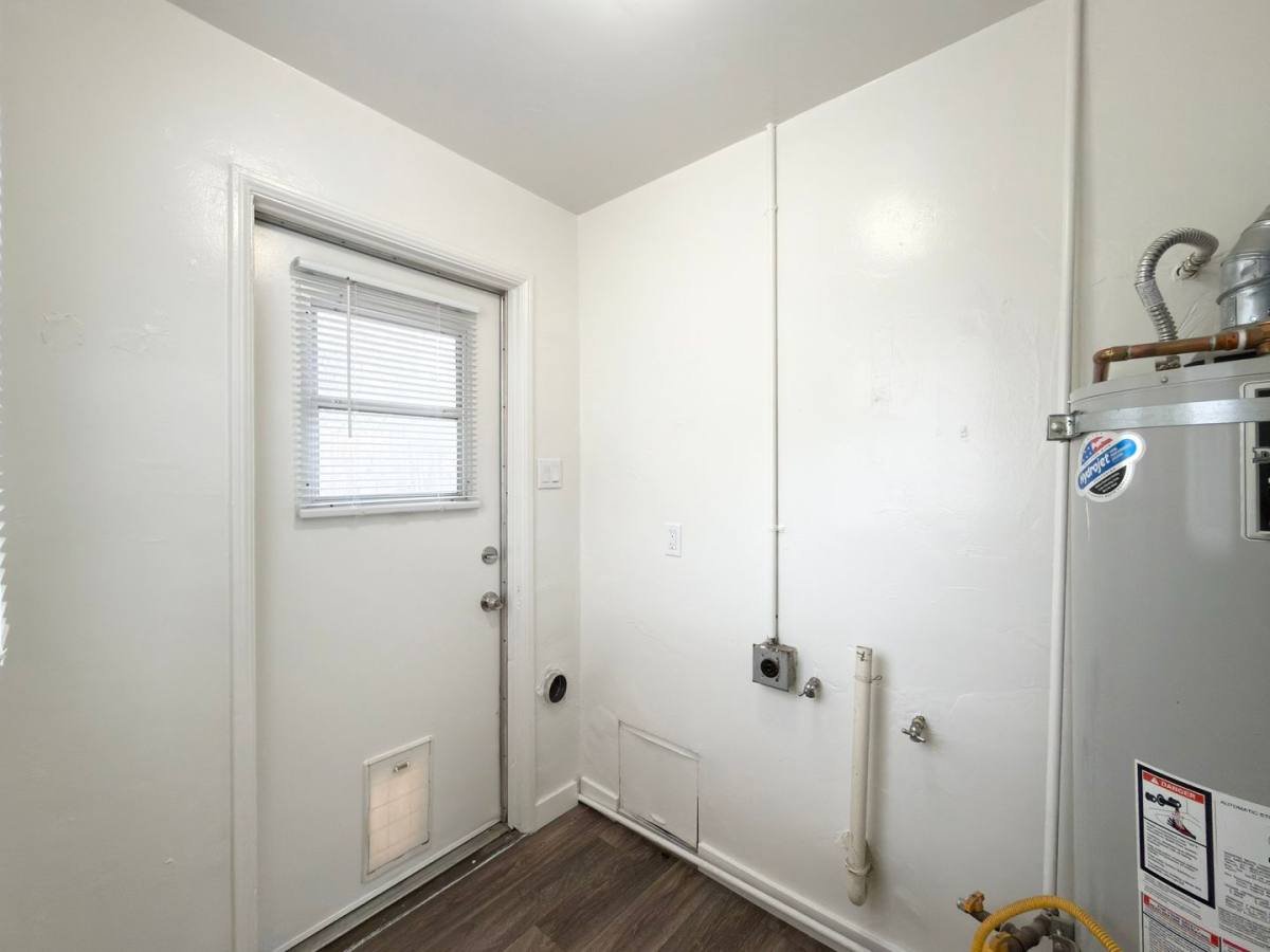 Apartment for rent at 318 Washington St, Vista, CA 92084