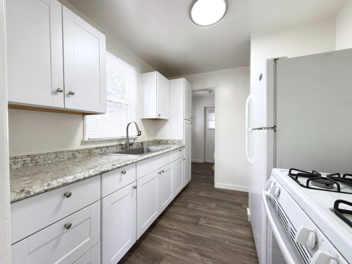 Apartment for rent at 318 Washington St, Vista, CA 92084