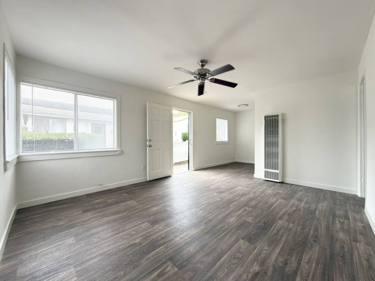 Apartment for rent at 318 Washington St, Vista, CA 92084