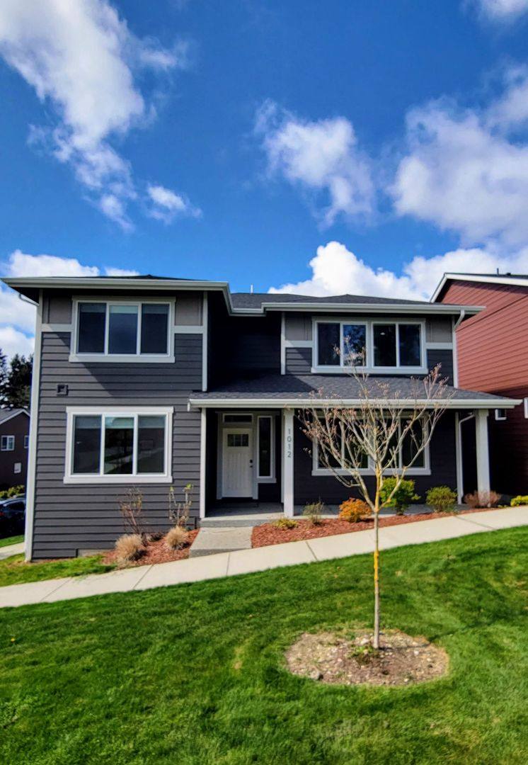 House for rent at 1012 Sedonia St, Bremerton, WA 98310