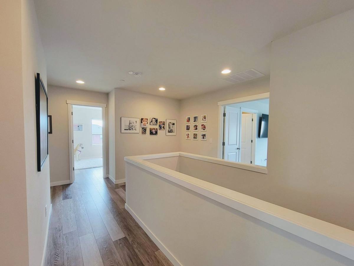 House for rent at 1012 Sedonia St, Bremerton, WA 98310