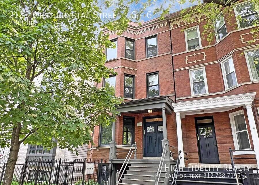 Apartment for rent at 2133 W Crystal St - G #G, Chicago, IL 60622