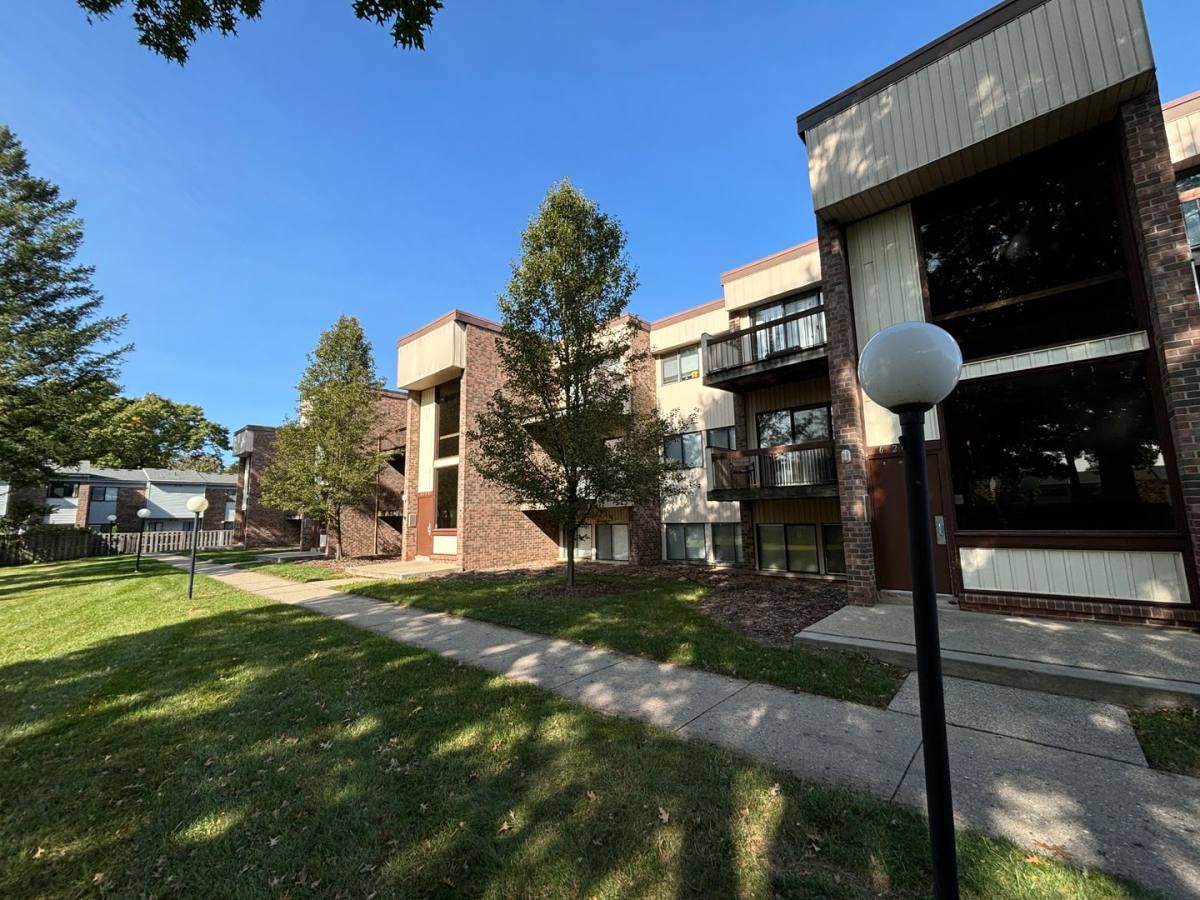 Apartment for rent at 6225-6235 Lincolnshire, Grand Rapids, MI 49546