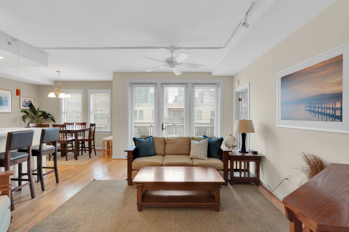 Condo for rent at 718 W Trade St, Charlotte, NC 28202