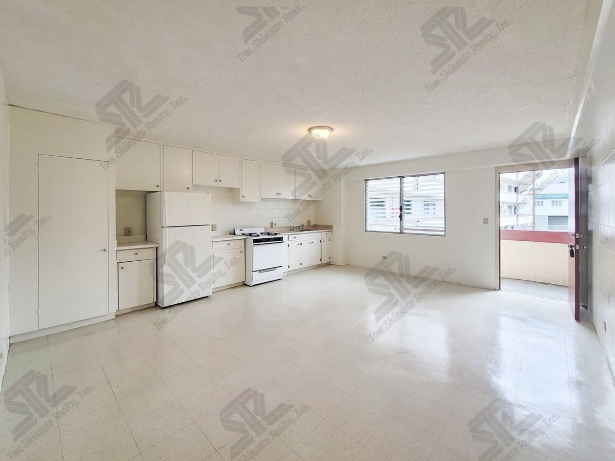 Apartment for rent at 526 N School St, Honolulu, HI 96817