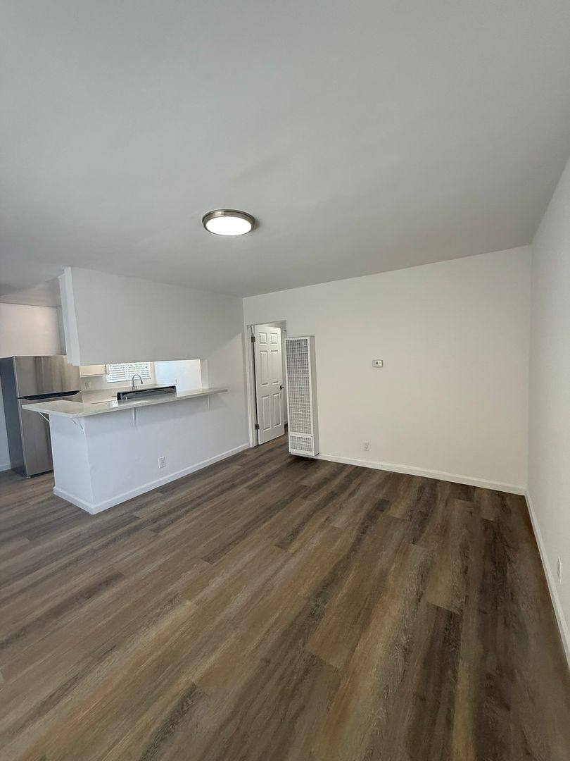 Apartment for rent at 2231 S Hauser Blvd, Los Angeles, CA 90016