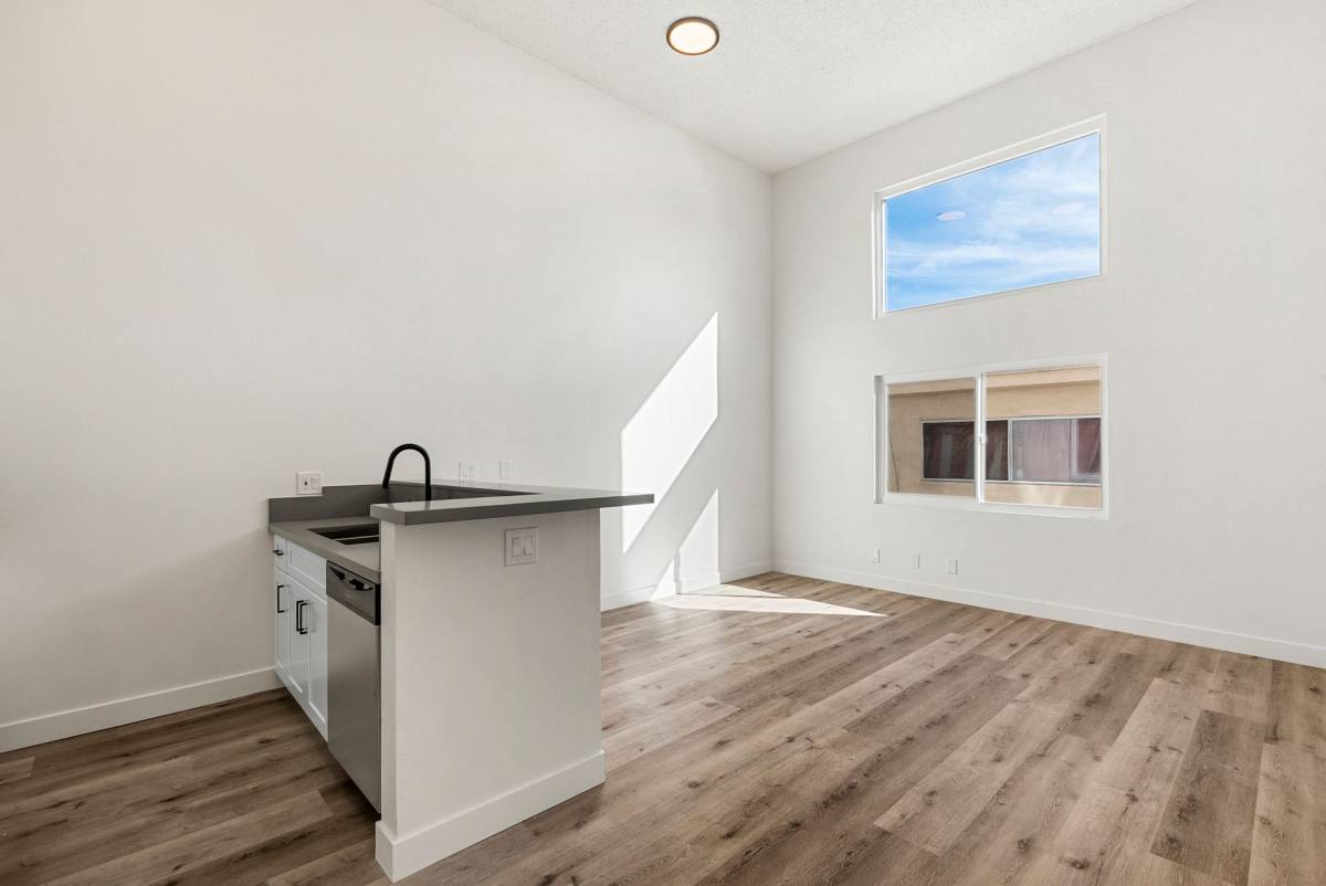 Apartment for rent at 321 S Berendo St, Los Angeles, CA 90020