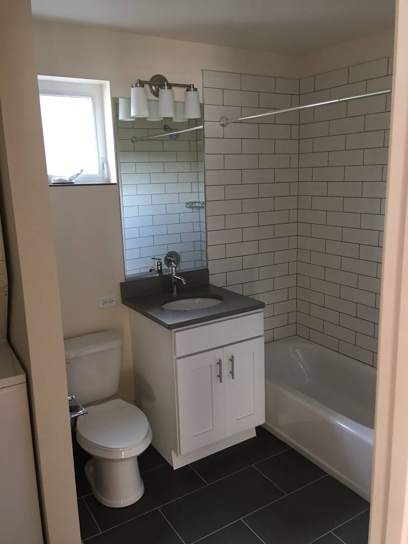 Apartment for rent at 1323 W 18th Place, Chicago, IL 60608