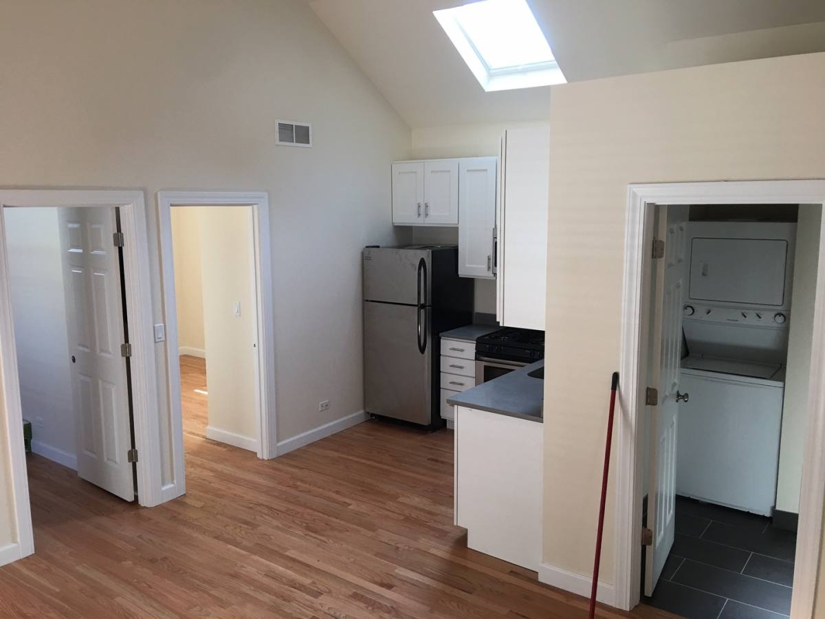 Apartment for rent at 1323 W 18th Place, Chicago, IL 60608