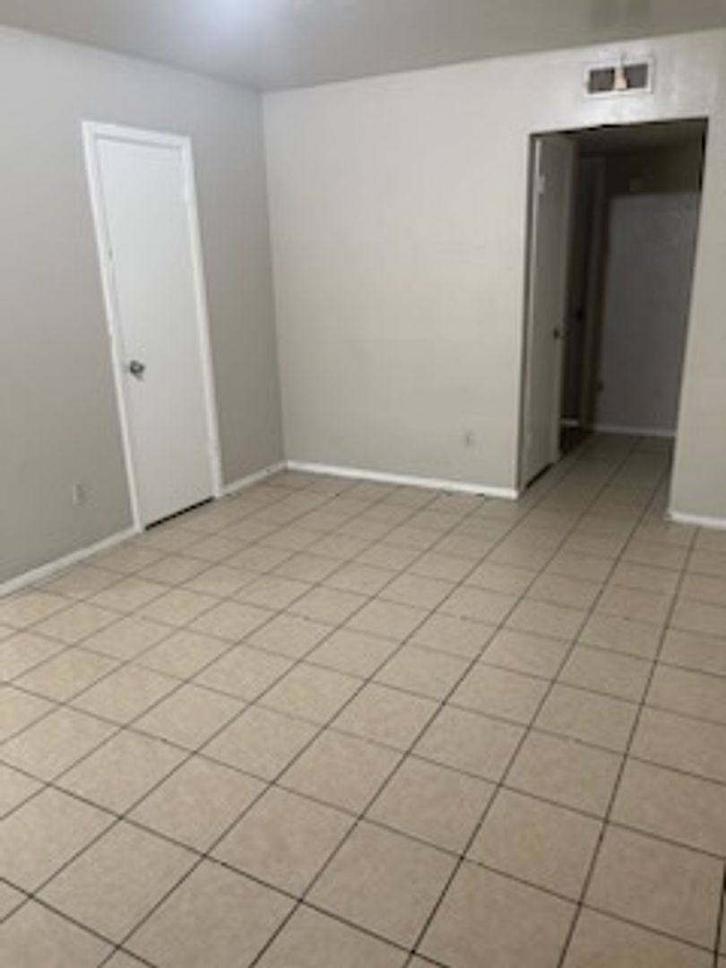 Apartment for rent at 2701 G Poplar Circle, Bryan, TX 77801