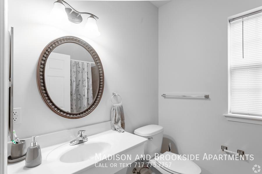 Apartment for rent at 14 Kenneth Ave, Shippensburg, PA 17257
