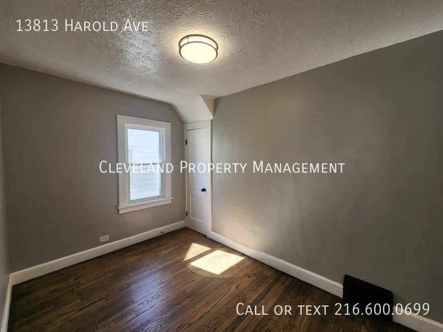 House for rent at 13813 Harold Ave, Cleveland, OH 44135