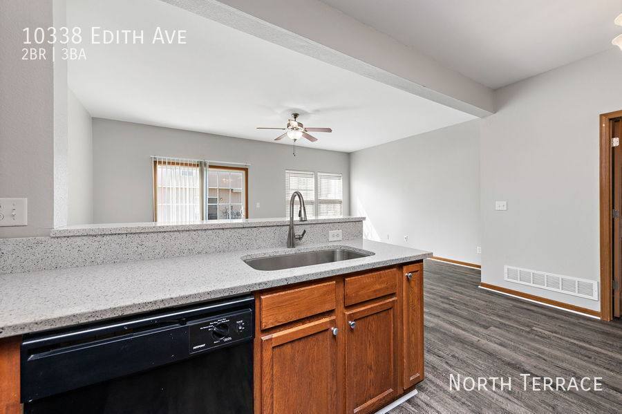 Townhouse for rent at 10338 Edith Ave, Kansas City, KS 66109