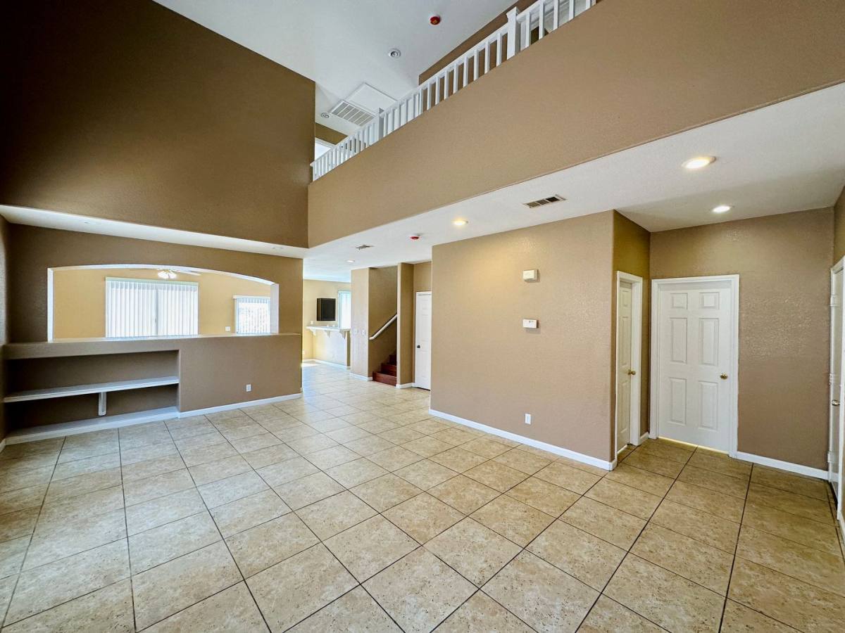 House for rent at 143 Willow Dove Ave, Las Vegas, NV 89123