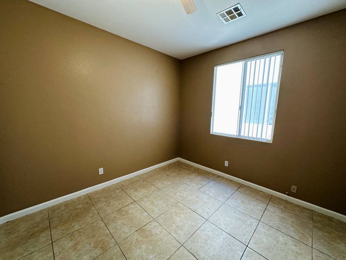House for rent at 143 Willow Dove Ave, Las Vegas, NV 89123
