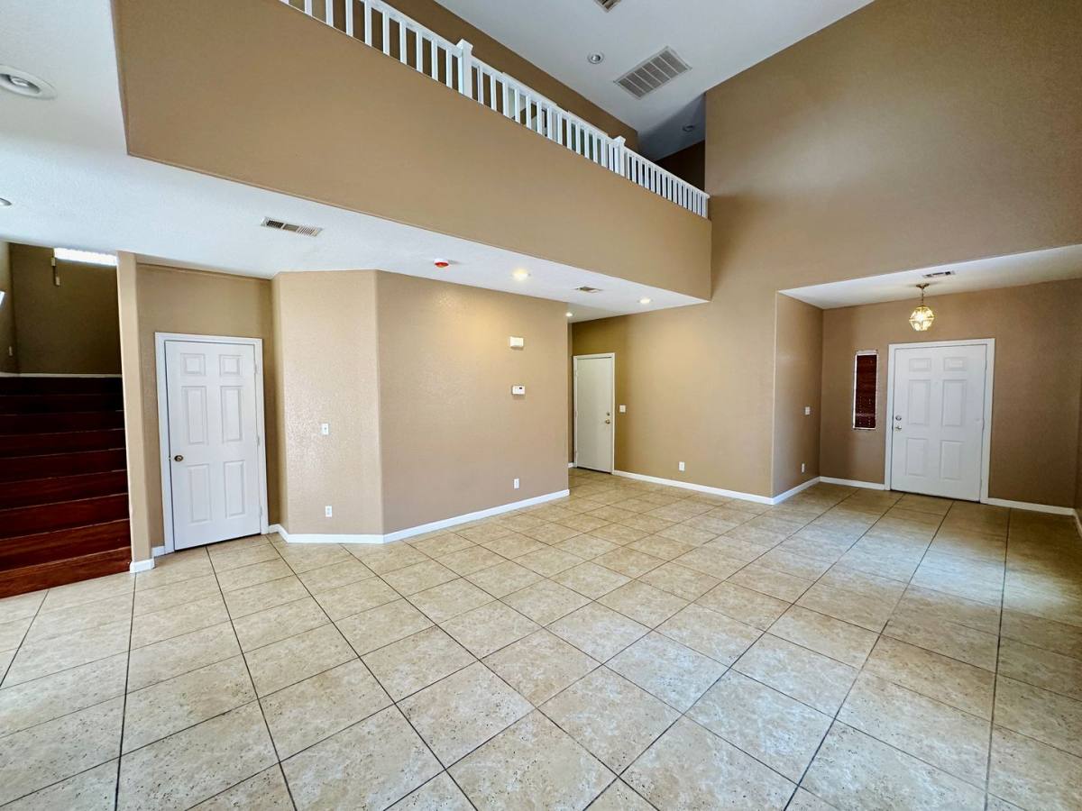 House for rent at 143 Willow Dove Ave, Las Vegas, NV 89123
