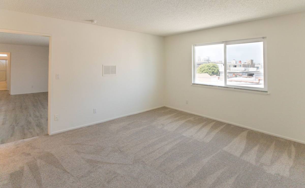 Apartment for rent at 35 24th Ave #4, Venice, CA 90291
