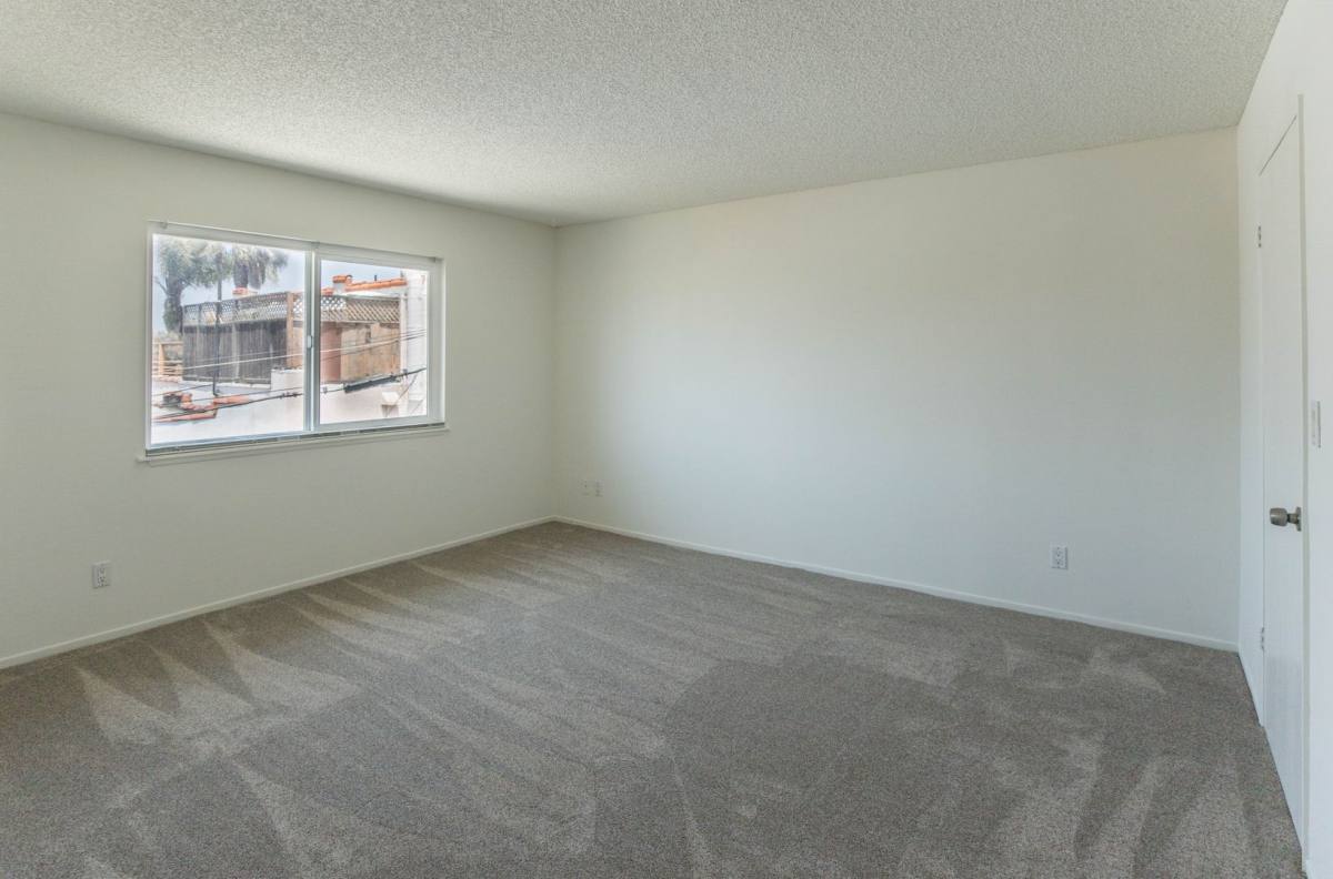 Apartment for rent at 35 24th Ave #4, Venice, CA 90291