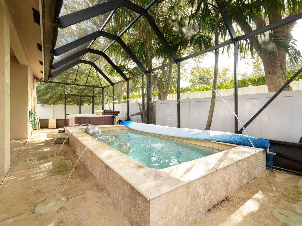 House for rent at 14186 SW 32nd St, Hollywood, FL 33027