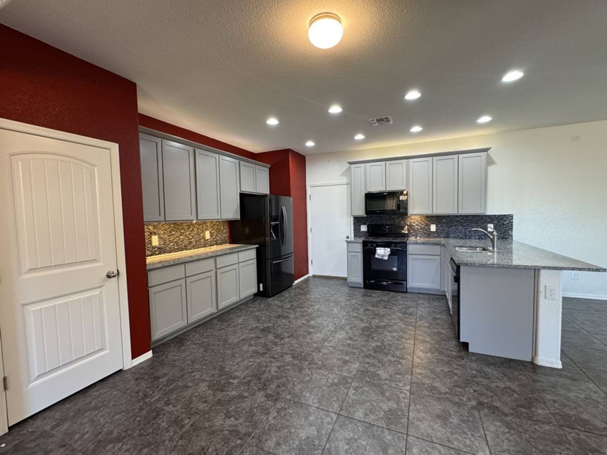House for rent at 5244 Encanto Dr, Sierra Vista, AZ 85635