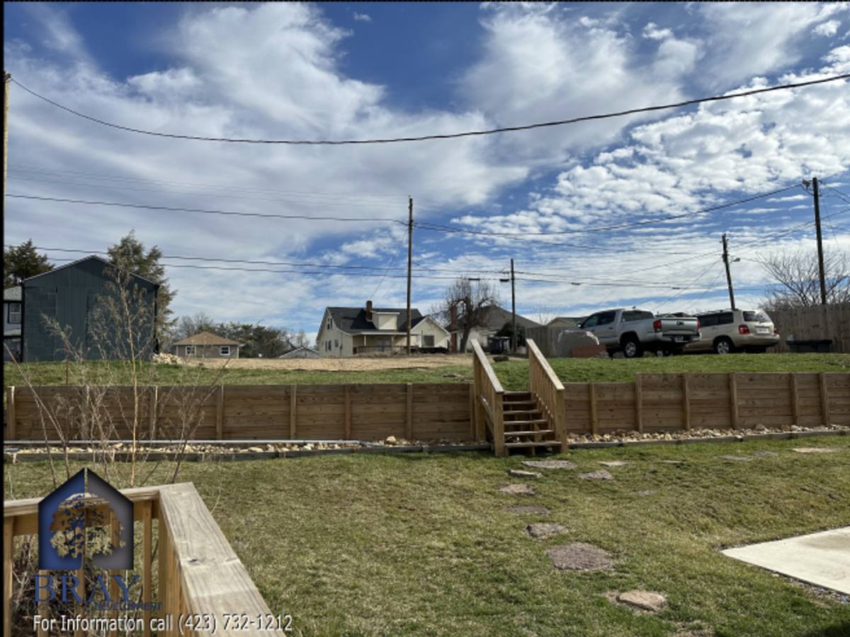 Apartment for rent at 733 E Sullivan St, Kingsport, TN 37660