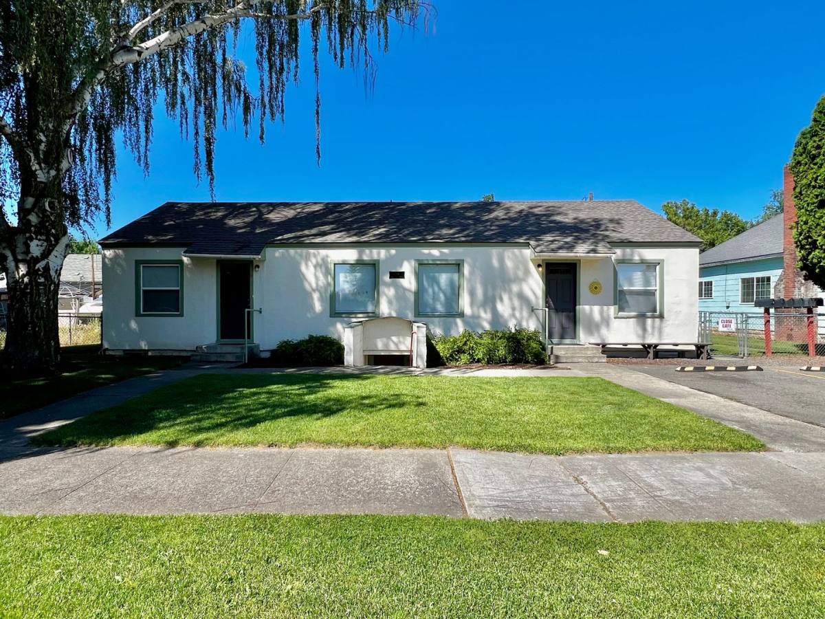 Apartment for rent at 706 N 3rd St, Yakima, WA 98901