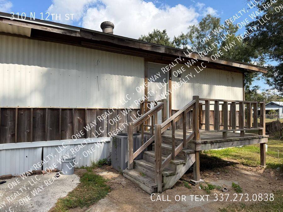 House for rent at 310 N 12th St, Kinder, LA 70648
