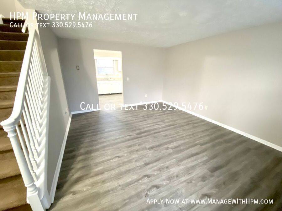 Townhouse for rent at 5871 Portage St NW, North Canton, OH 44720