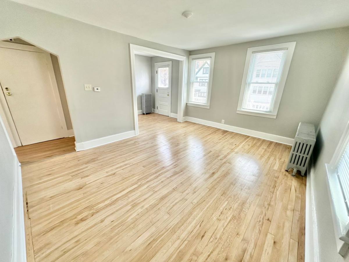 Apartment for rent at 1811 N Warren Ave, Milwaukee, WI 53202