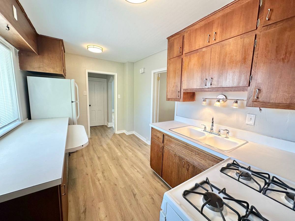 Apartment for rent at 1811 N Warren Ave, Milwaukee, WI 53202