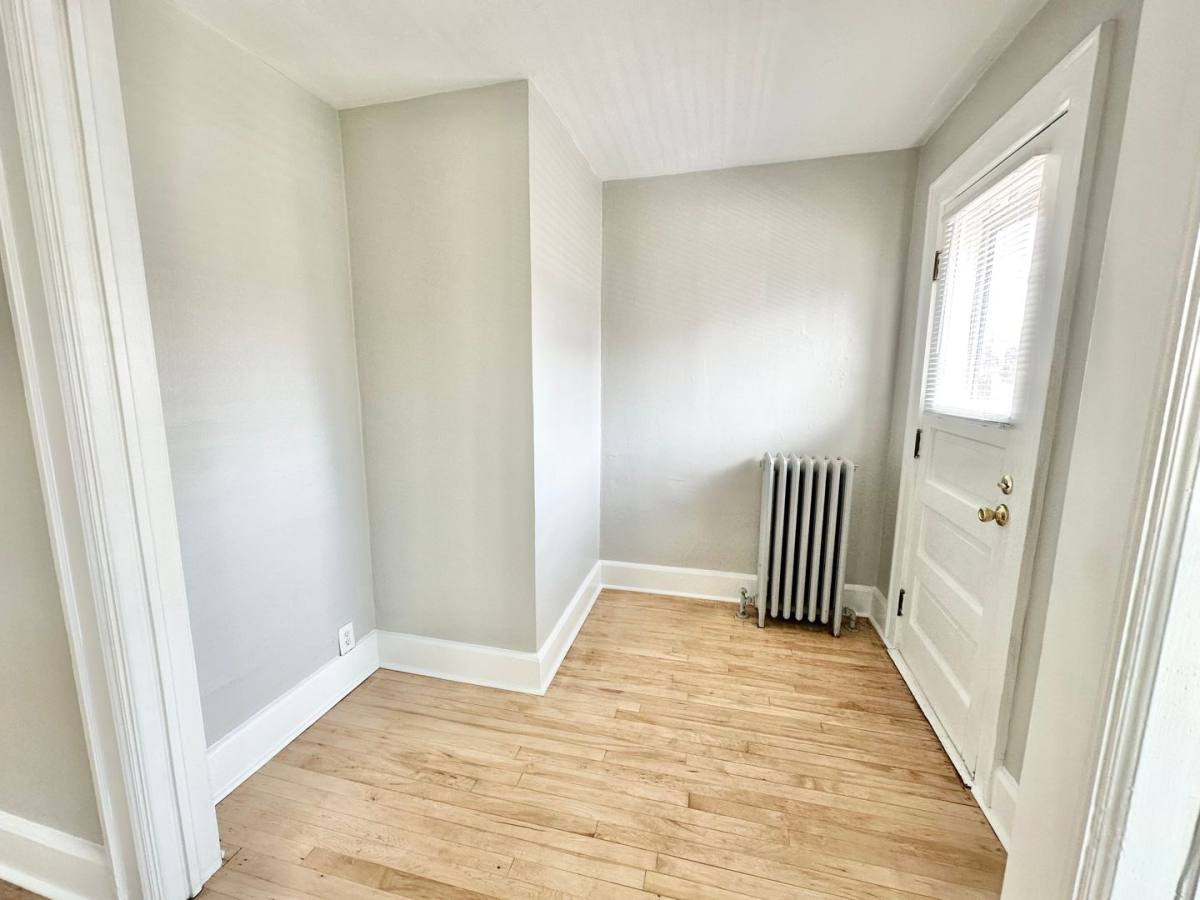 Apartment for rent at 1811 N Warren Ave, Milwaukee, WI 53202