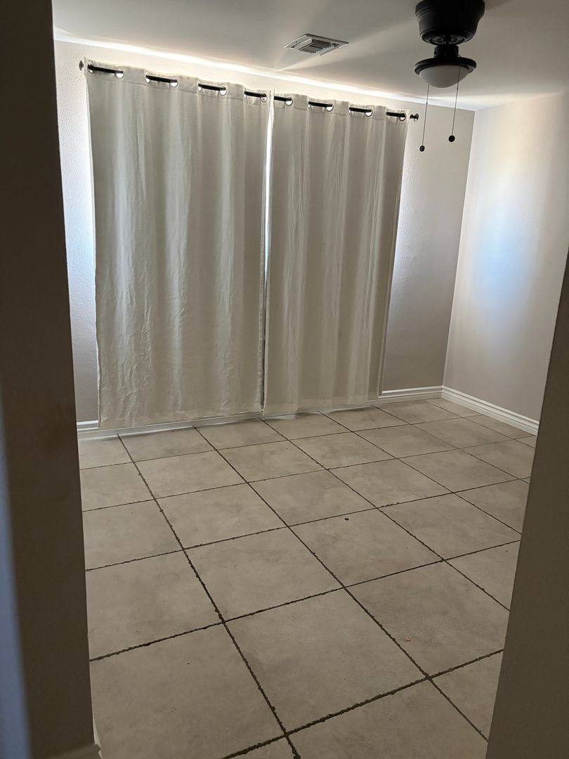 House for rent at 2001 Rio Vista Dr, Needles, CA 92363